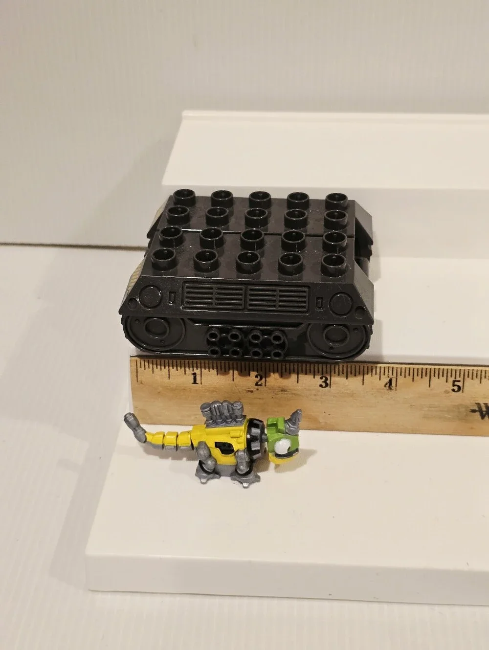 Mega Bloks Construx Dinotrux Dino Showdown Parts